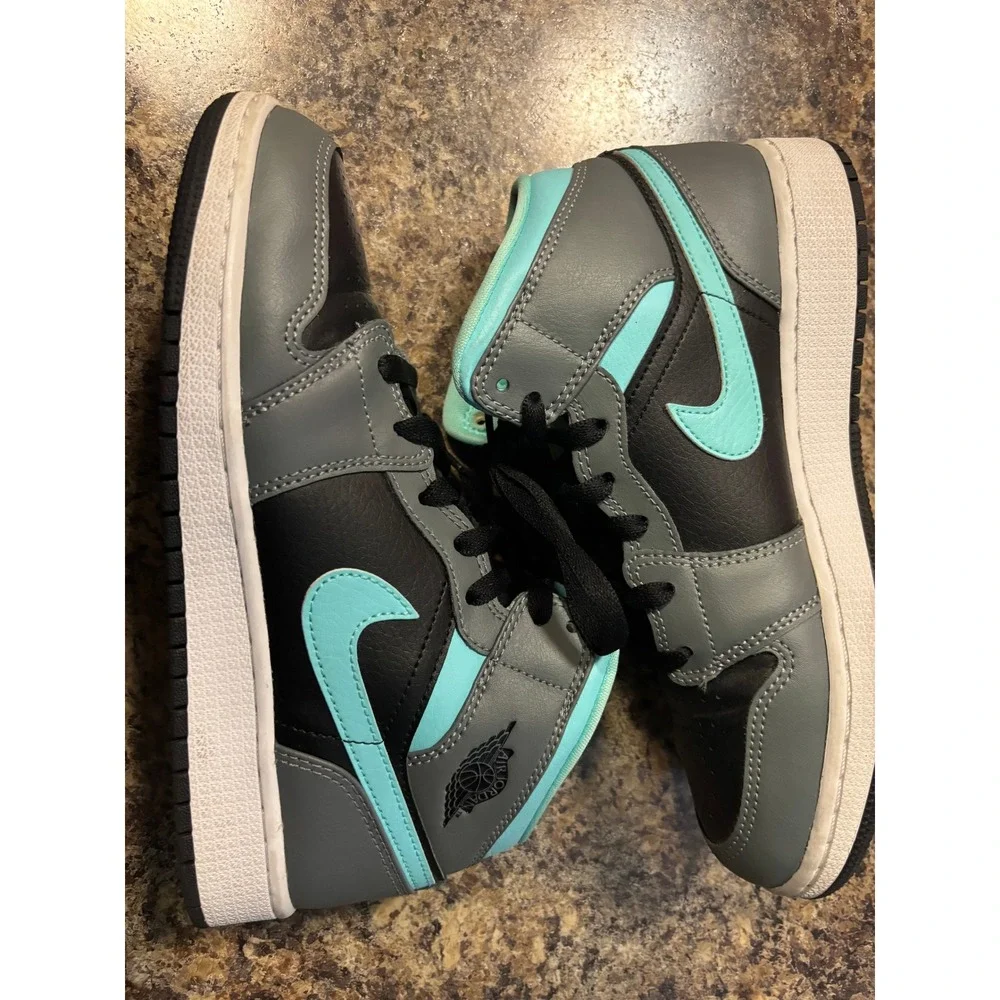 Nike Air Jordan 1 Mid Tropical Twist Black Wolf Grey Teal 554725-063 Kids 6Y